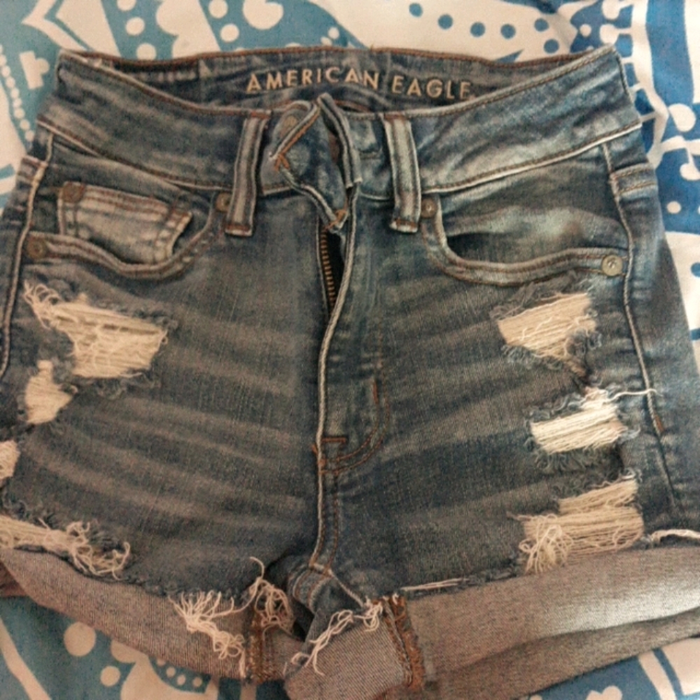 American eagle ripped shorts